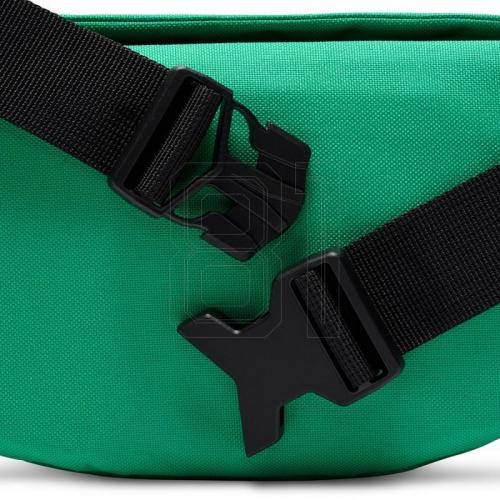 86a3906e3eee9650f6fdbaba5fda5cc0