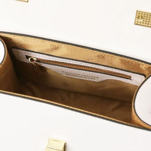 b739e7a42fb41a29c35527d3669963b2