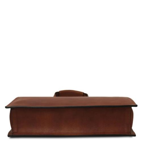 90ffaca19f305b63bbafd207878a9bdb