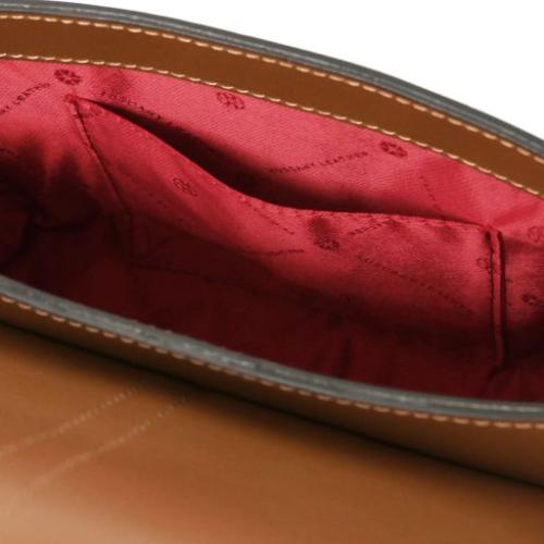 532ab9a249c4d2e7c8f1bcb183b0b443