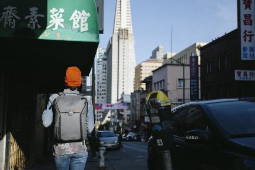 Plecak PEAK DESIGN Everyday Backpack 20L v2 - Grafitowy - EDLv2 14