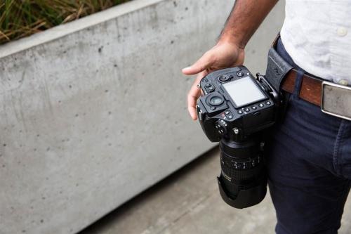 uchwyt-peak-design-capture-v3-z-plytka-pasek-spodnie