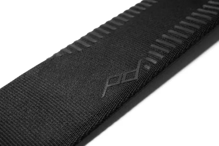 peak-design-slide-black-silikon